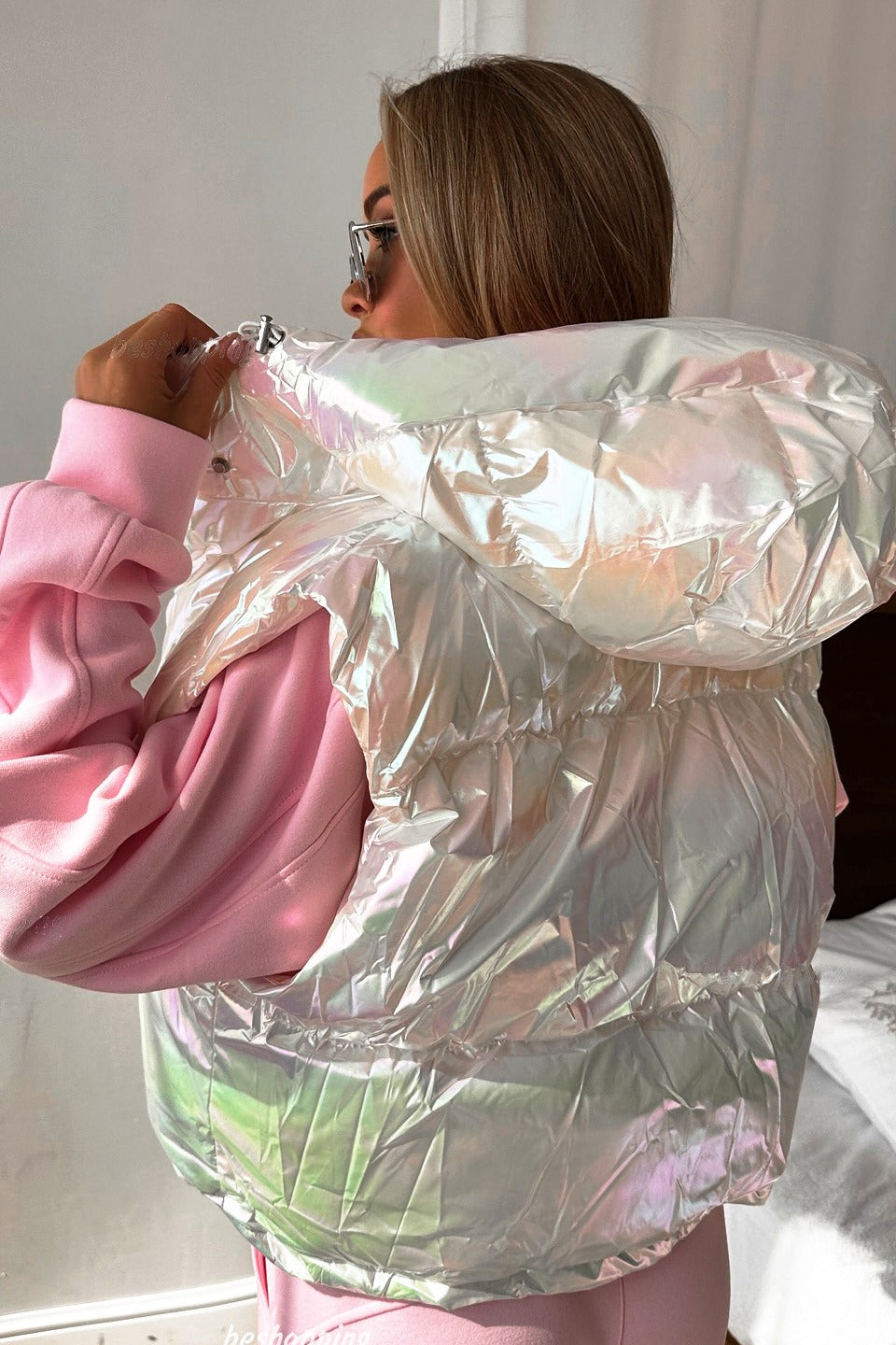 Luvik | Laser-puffattu tikkitakki