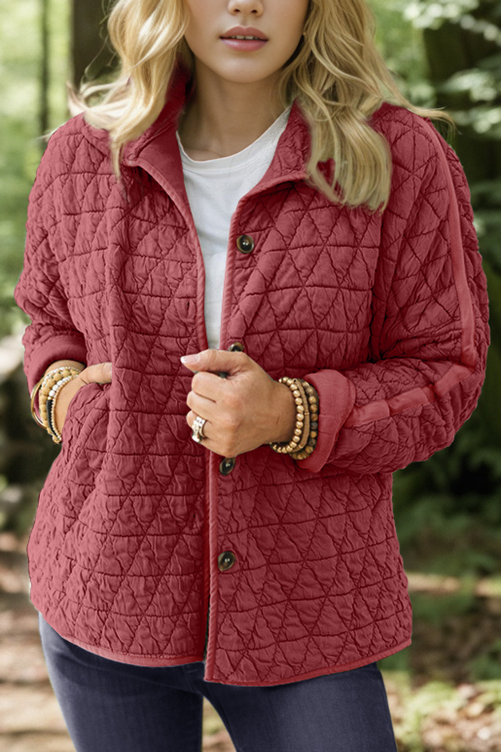 Luvik | Napillinen vapaa-ajan takki, jossa raglan-hihat ja taskut rentoa ilmettä varten