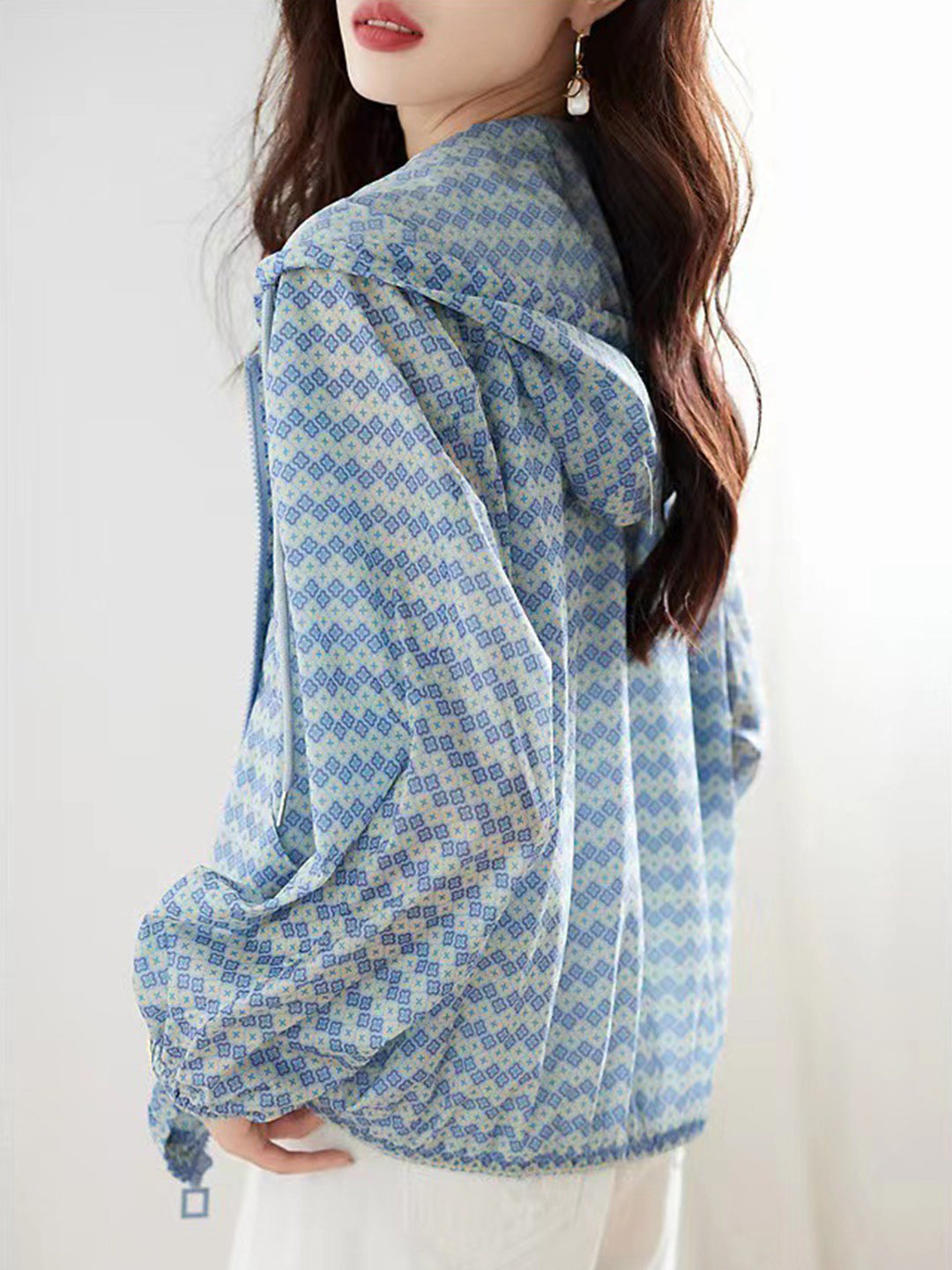 Luvik | Rentopainettu Huppari