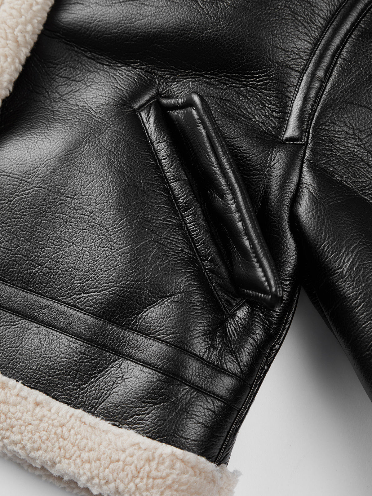 Luvik | Vuoratut mokkanahka lentohaalari