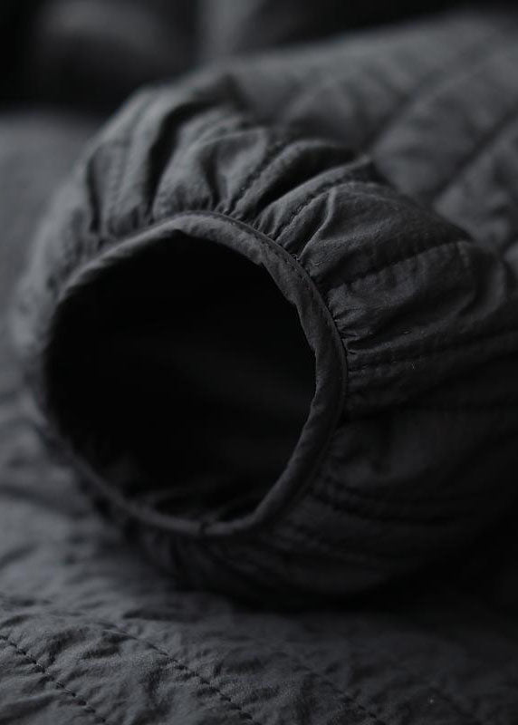 Luvik | Patterneilla varustetut mustat napilliset talvitakit, O-niskainen, pitkät hihat