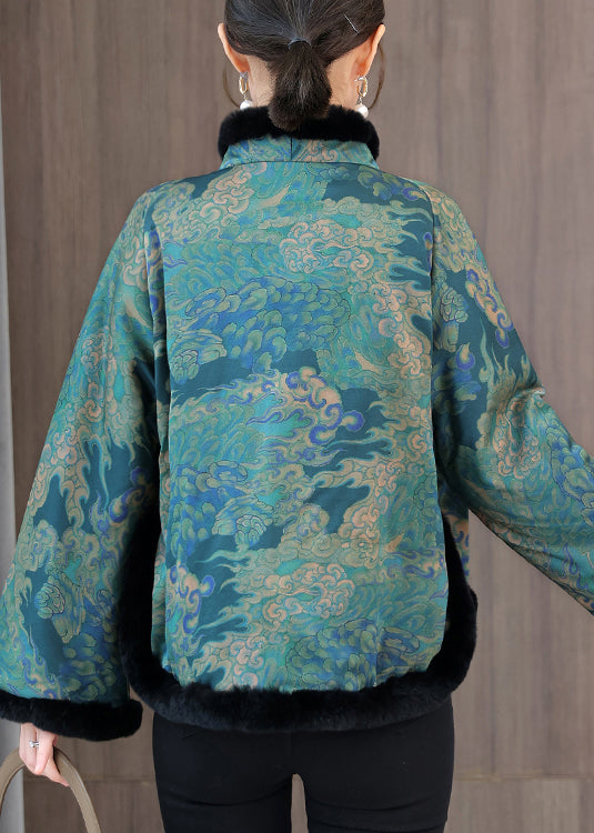 Luvik | Tyylikäs Palotakki Printtipatchworkilla Punaisella Turkiskauluksella Täytetty Puuvillalla Talvi