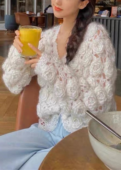 Luvik | Neulemekot, joissa on beige nappikuvio