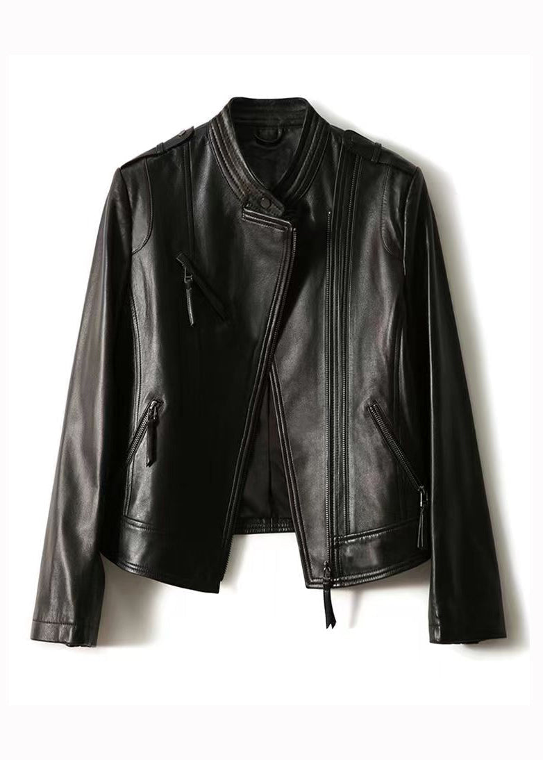 Luvik | Lampaannahasta valmistettu patchwork-takki mustalla korkea kauluksella ja vetoketjulla