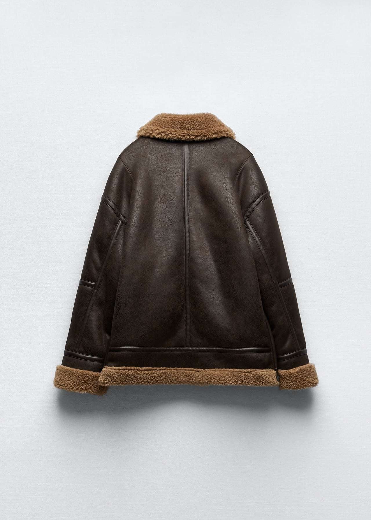 Luvik | Karvavuorattu läpivärjätty lentotakki