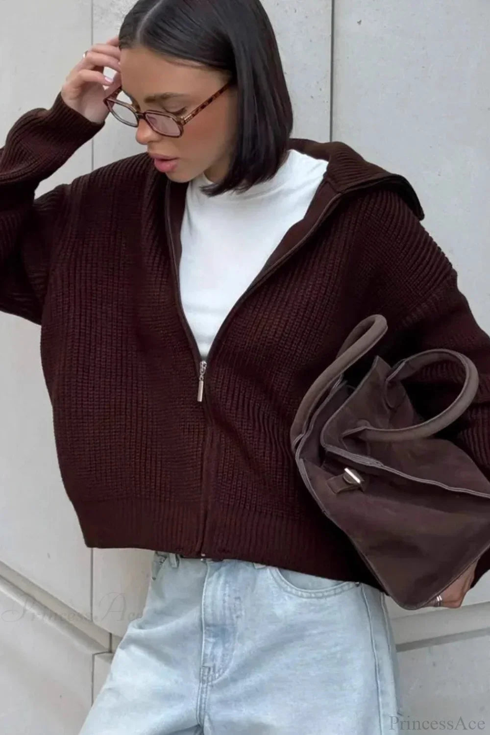 Luvik | Yksinkertainen Vetoketjuneule Cardigan Rentoa Loimaa Neuletakki