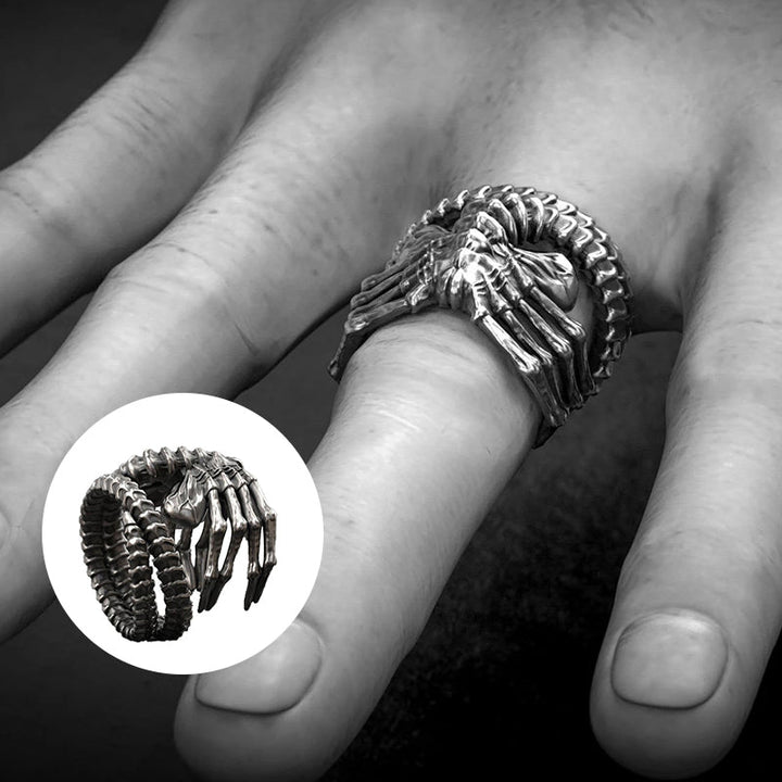 Luvikno | Alien-Facehugger-Ring