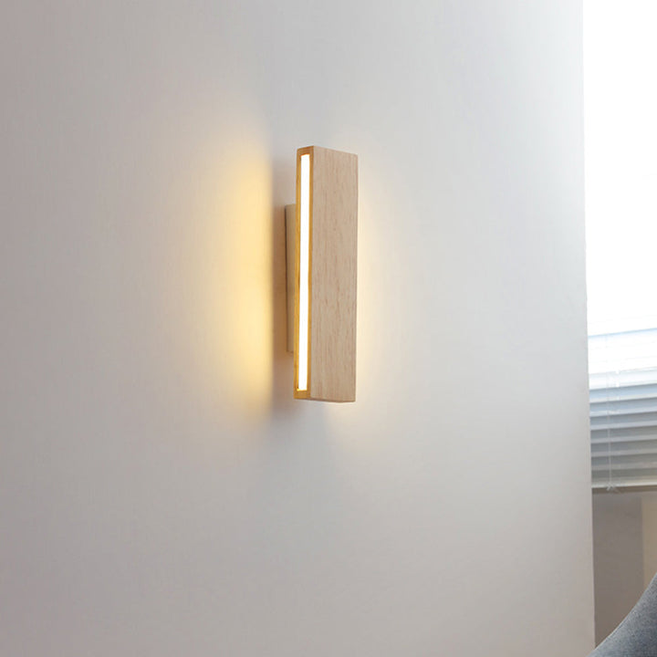 Vegglampe med roterbar tre LED-design Luvikno