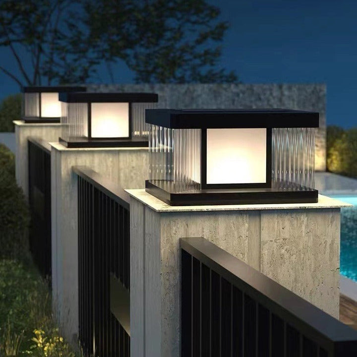 Moderne Enkelhet Aluminium Firkantet Vannbølget Glass LED Vanntett Sol Post Lampe Plen Lys For Hage | Luvikno