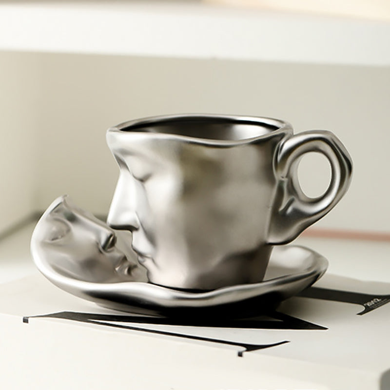Metall Berørende Ansikt Kreativ Keramikk Kyss Kaffe Kopp, Kunstnerisk Stemning Mugge & Underkop Sett | Luvikno
