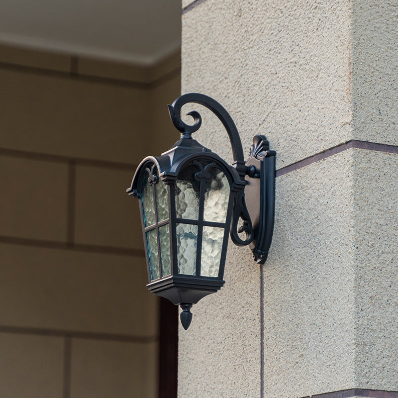 Tradisjonell europeisk kvadrilateral vindusformet aluminiums glass 1-lyskilde vegglampe for utendørs patio | Luvikno