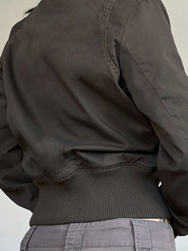 Luvik | Retro Design Taskutakki