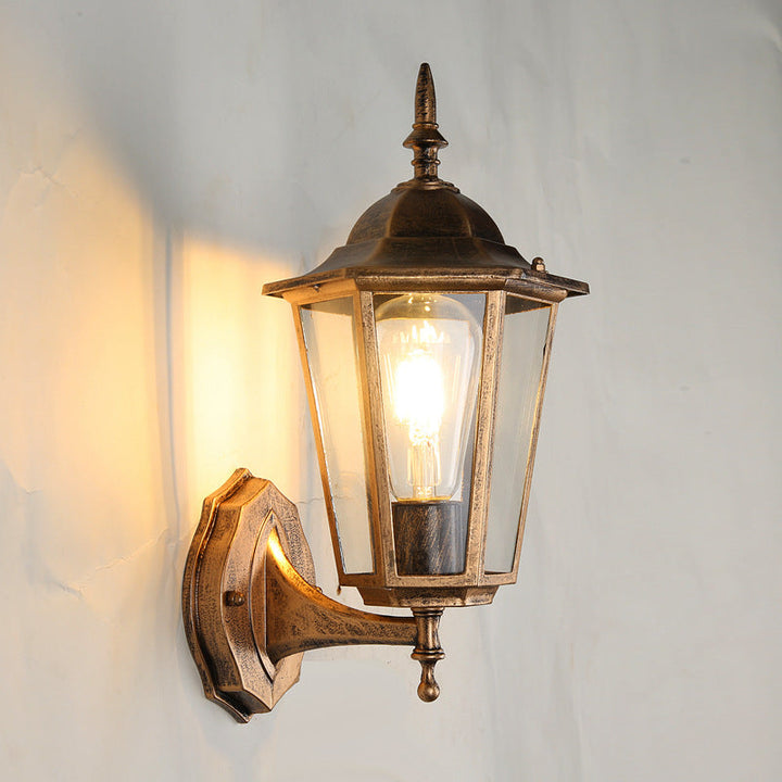 Moderne industriell hexagonal aluminiumsramme frostet glass 1-lykt utendørs vegglampe for hage | Luvikno