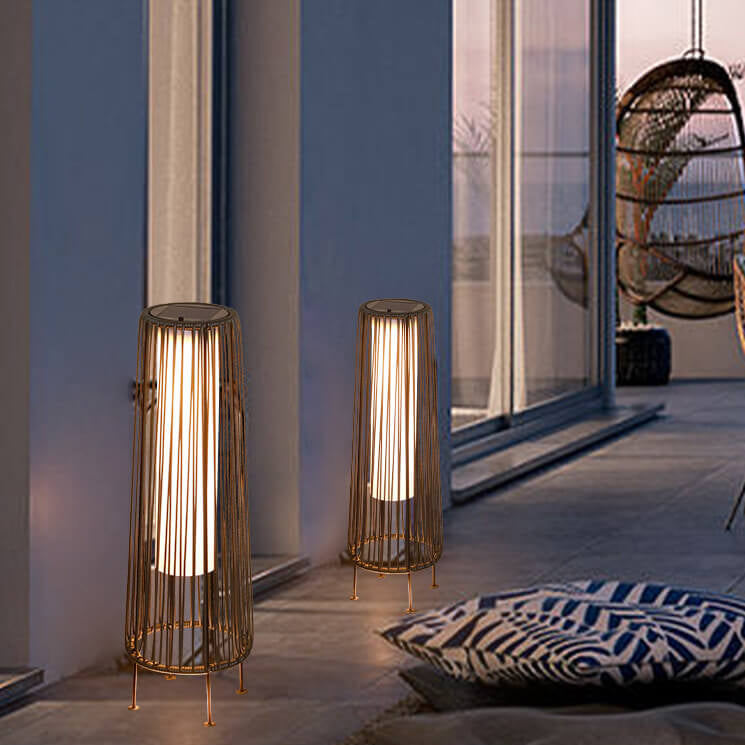 Moderne Minimalistiske Solvannavvisende Runde Vertikale Trekkstrippe Jern Rattan LED Stående Gulvlampe For Utendørs Patio | Luvikno