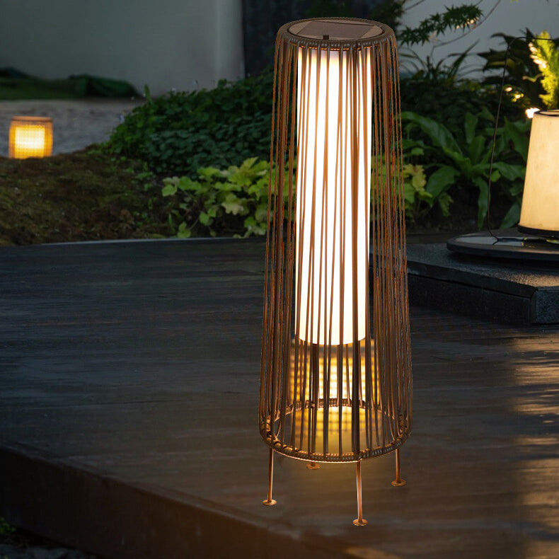 Moderne Minimalistiske Solvannavvisende Runde Vertikale Trekkstrippe Jern Rattan LED Stående Gulvlampe For Utendørs Patio | Luvikno