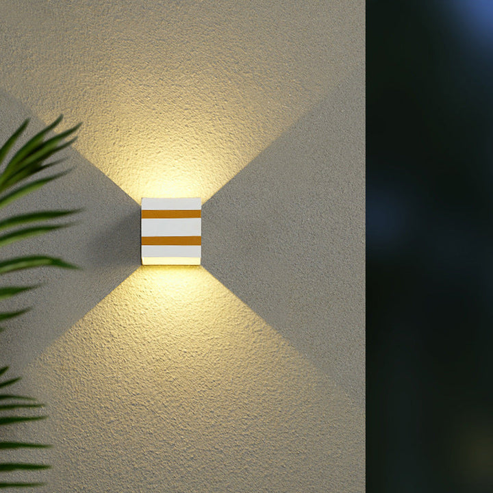 Utendørs minimalistisk firkantet kube aluminiums vanntett LED vegglampe | Luvikno