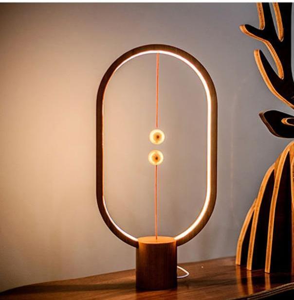 Tao - Moderne nordisk magnetisk balanse LED-lampe | Luvikno