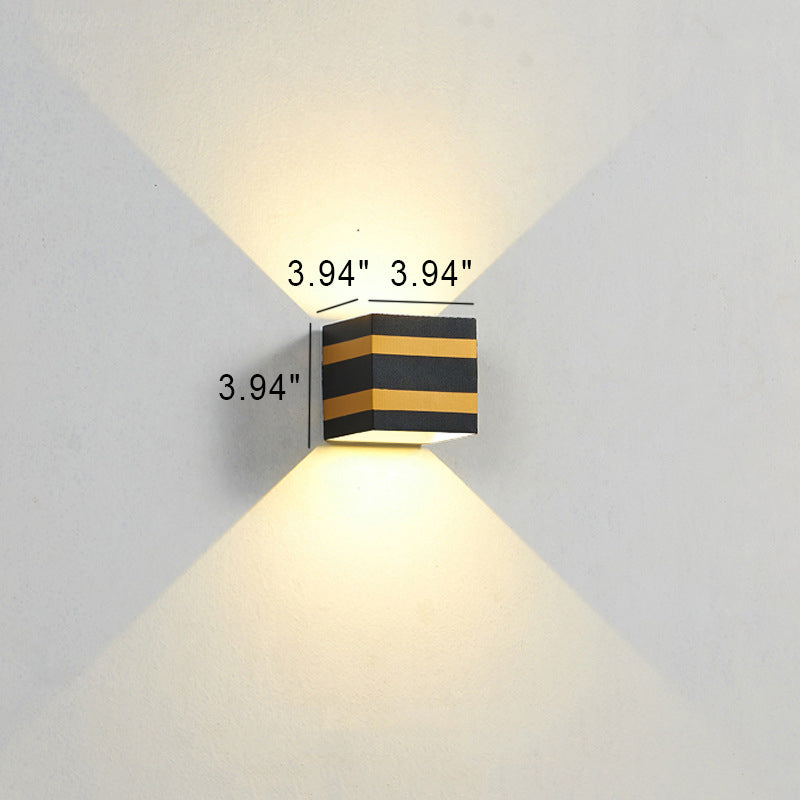 Utendørs minimalistisk firkantet kube aluminiums vanntett LED vegglampe | Luvikno