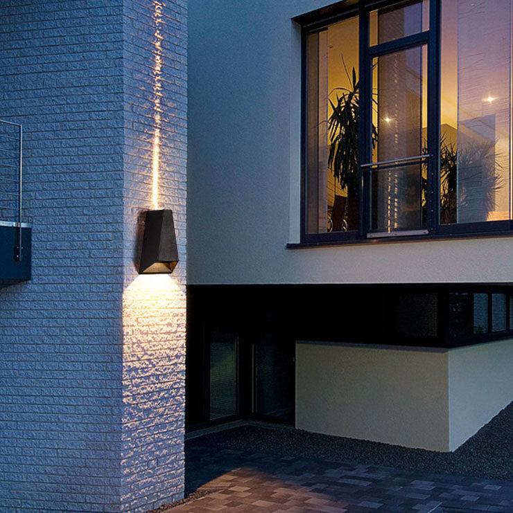 Utendørs moderne søylegeometri LED vanntett vegglampe | Luvikno