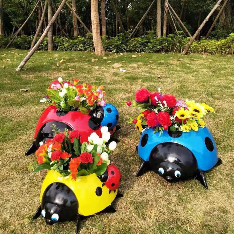 Luvikno | Metall Marihøne Blomsterpotte