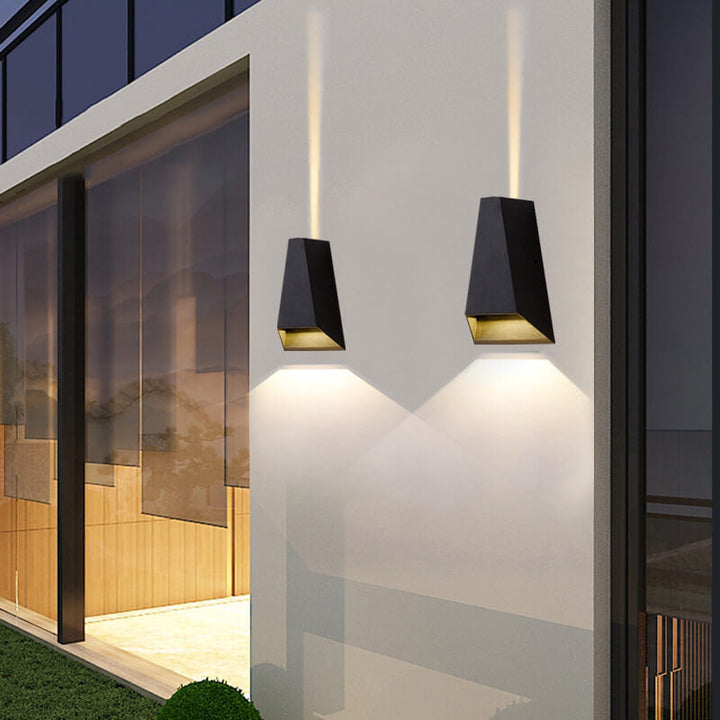 Moderne Kreativ Trapezform Opp og Ned Opplyst LED Utendørs Vegglampe | Luvikno