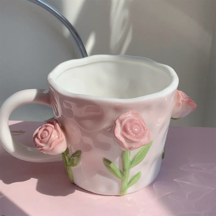 Kunstnerisk 3D blomst keramisk krus – Fangende tulipan- og rose-design | Luvikno
