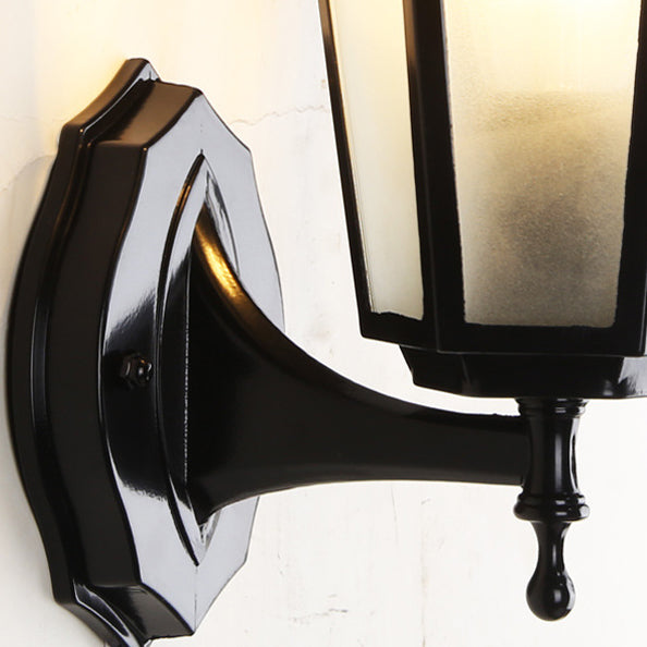 Moderne industriell hexagonal aluminiumsramme frostet glass 1-lykt utendørs vegglampe for hage | Luvikno