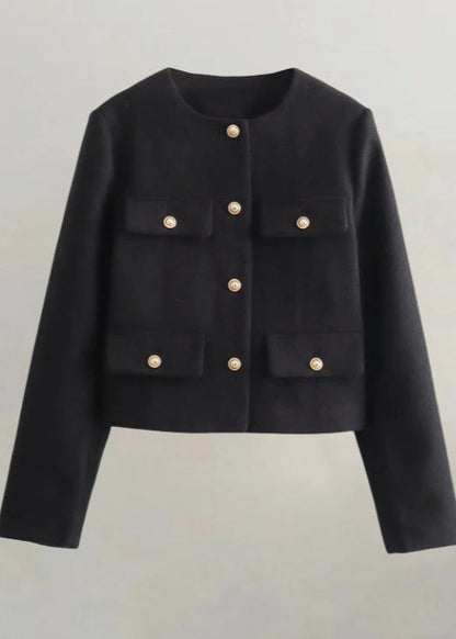 Luvik | Tweed lyhyt takki – Klassinen eleganssi kultaisilla nappikoristeilla