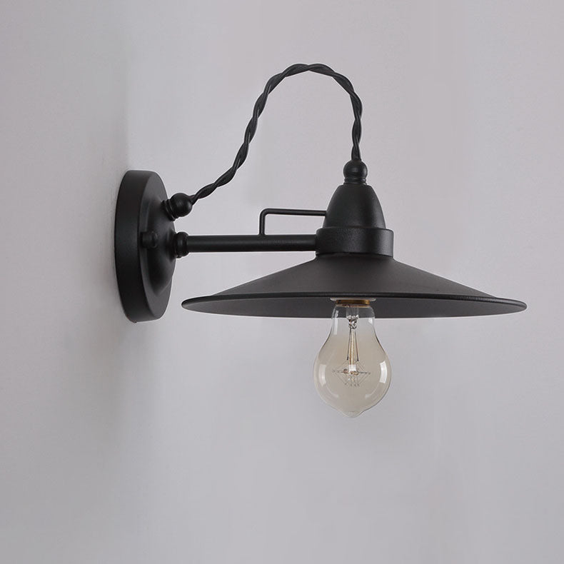 Moderne industriell vanntett metallplate bolle 1-lys vegglampe for utendørs patio | Luvikno