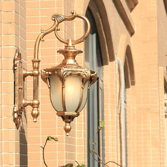Europeisk Retro Aluminium Glass Utskåret Lantern 1-Lys Utendørs Vanntett Vegglampe | Luvikno