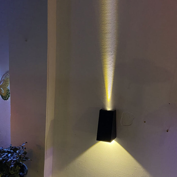 Solar Simple Trapezoid Utendørs Vanntett LED Vegglampe | Luvikno