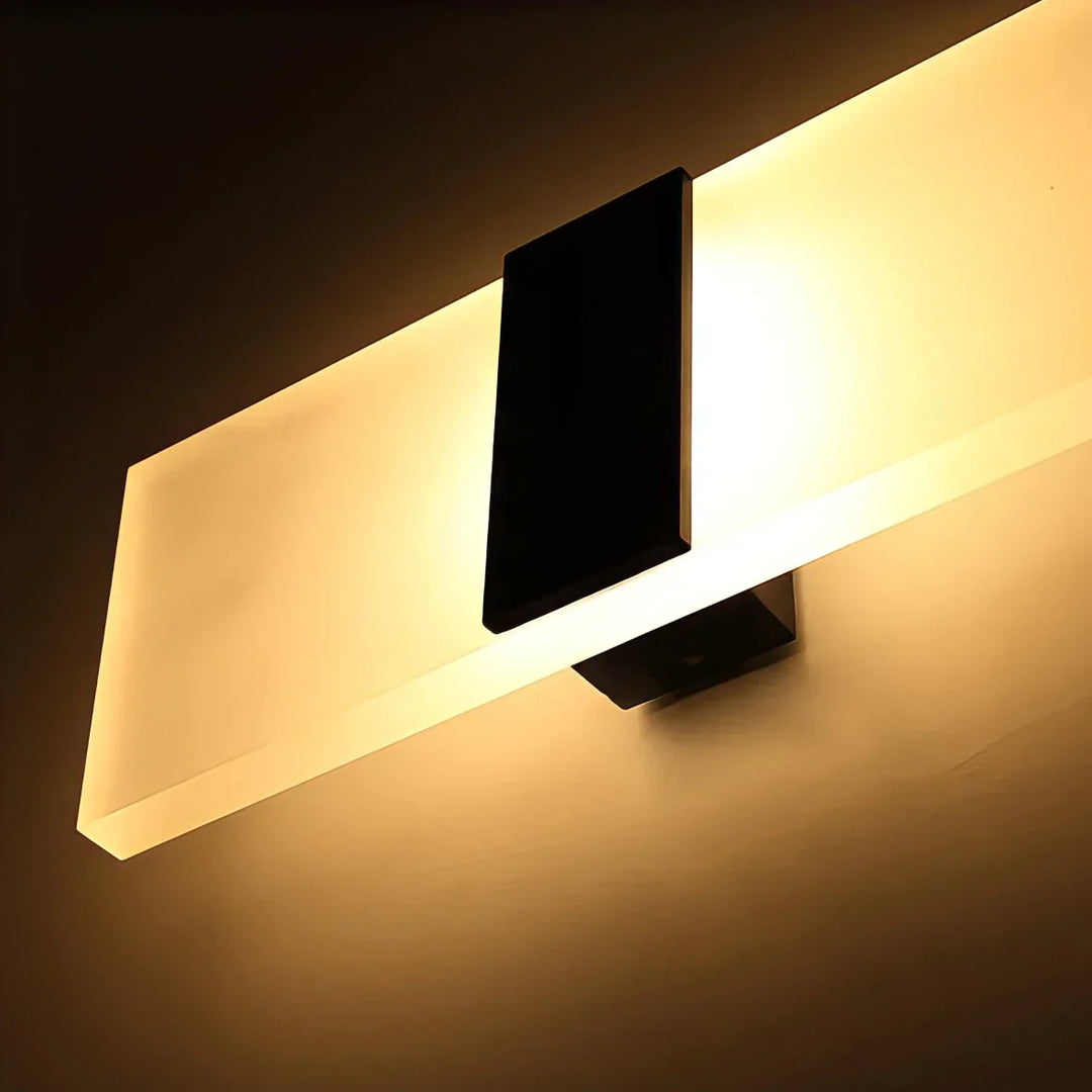 Glass vegglampe | Luvikno