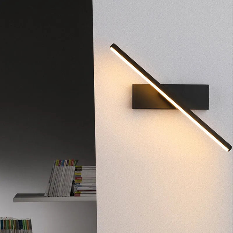 Luvikno | LuxeGlow Vegglampe - Elegant Vegglampe med Fleksibel Belysning for Moderne Interiør