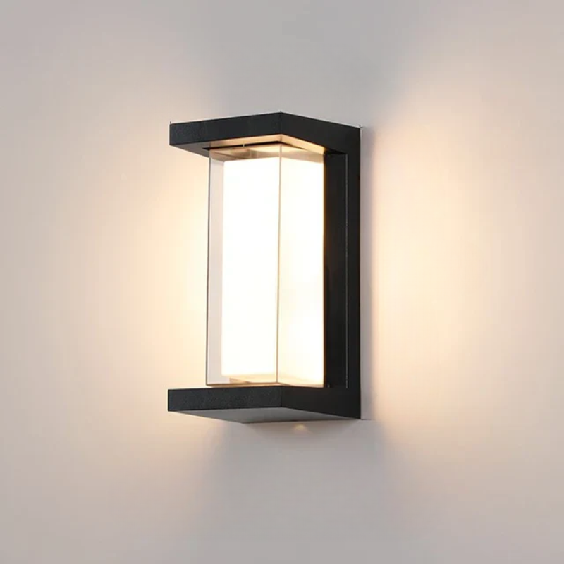 Moderne utendørs vegglampe for hage og terrasse | Luvikno