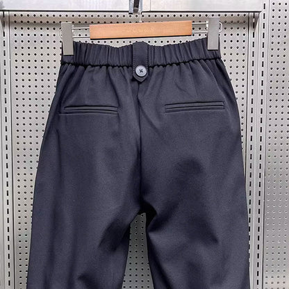 Luvik | Musta Pliseerattu Harembukse