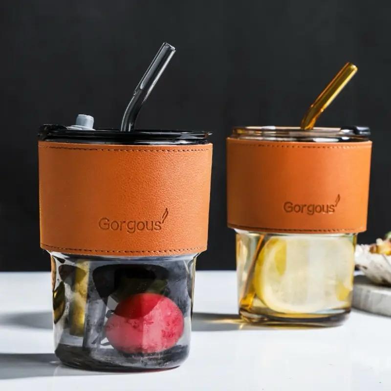 Drikkeglass med sugerør og lokk 400ML Luvikno