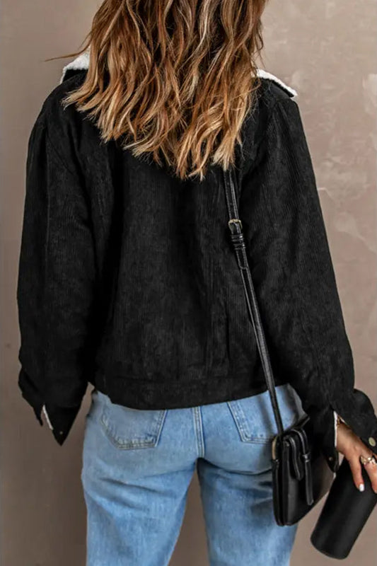 Luvik | Lampaanvillasta valmistettu patchwork-kangas takki