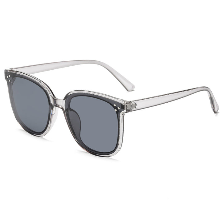 Dame solbrille i elegant design med høykvalitets UV-beskyttelseslinser Luvikno