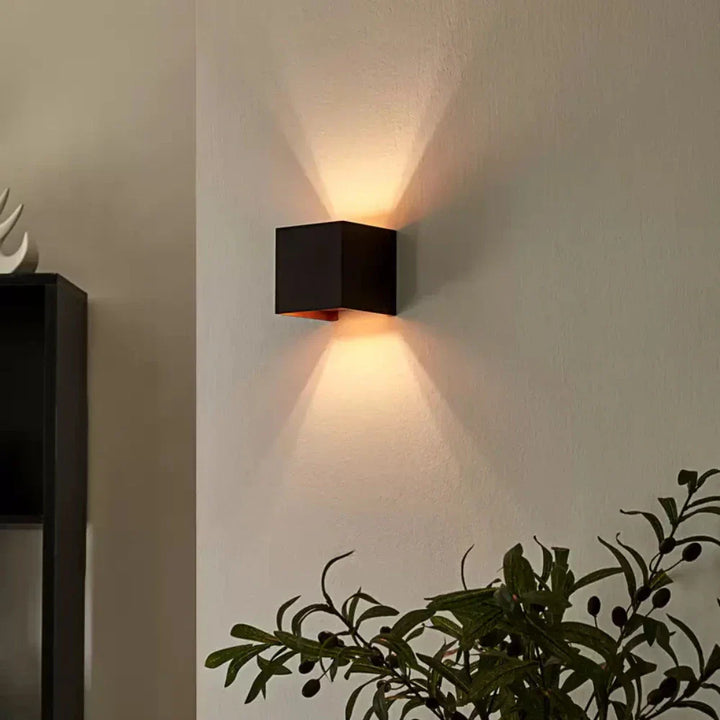 Moderne svart aluminium vegglampe Luvikno