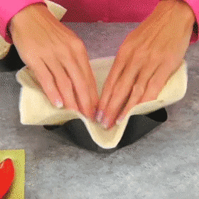 Petal Formet Karbonstål Baking Bowl | Luvikno