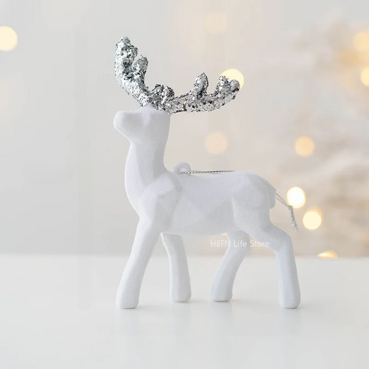 Luvikno | Sprudlende Hjort Ornament – Luksus Juledekorasjon for en Festlig Atmosfære