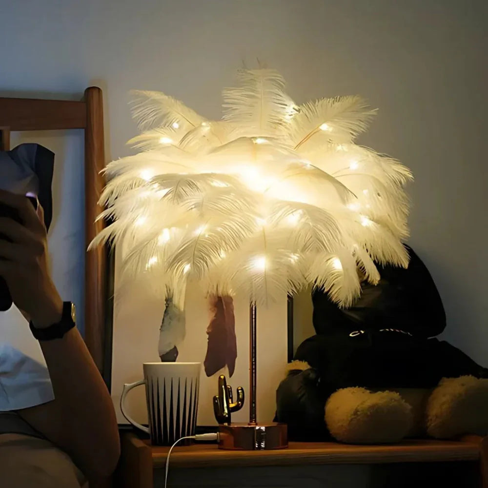 Atmosfærisk Fjær Palmetre Lampe - LumaPalm | Luvikno