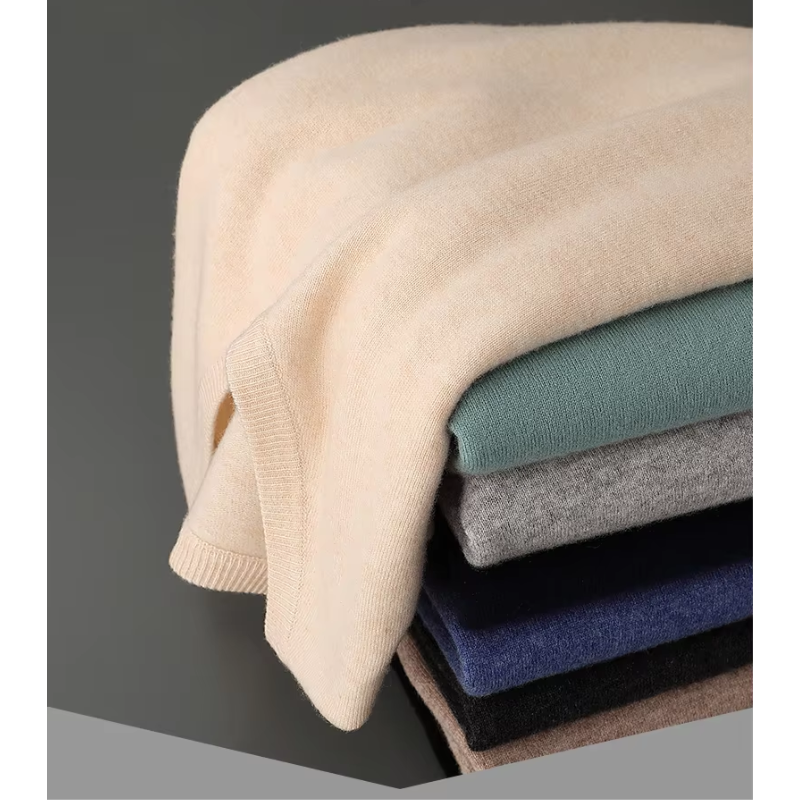 Luvik | Kashmir Polo Menn, V-hals, Myk Kashmir Strikkemateriale