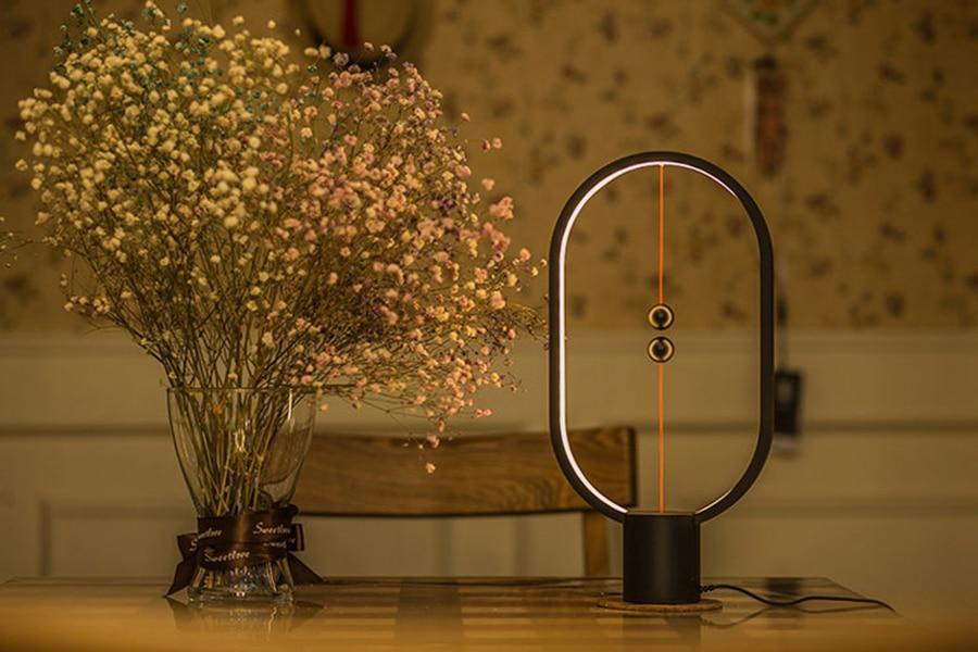 Tao - Moderne Nordisk Magnetisk Balans LED Lampe | Luvikno