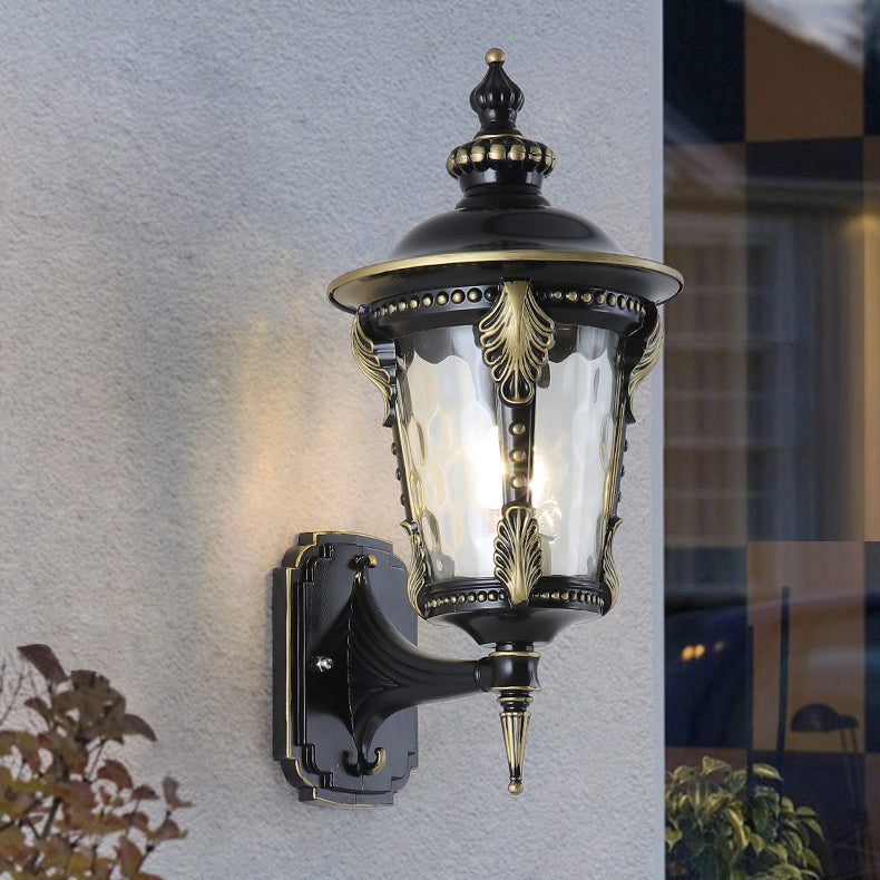 Tradisjonell europeisk vanntett firkantet spiss sylinder aluminium glass 1-lykt utendørs vegglampe for hage | Luvikno