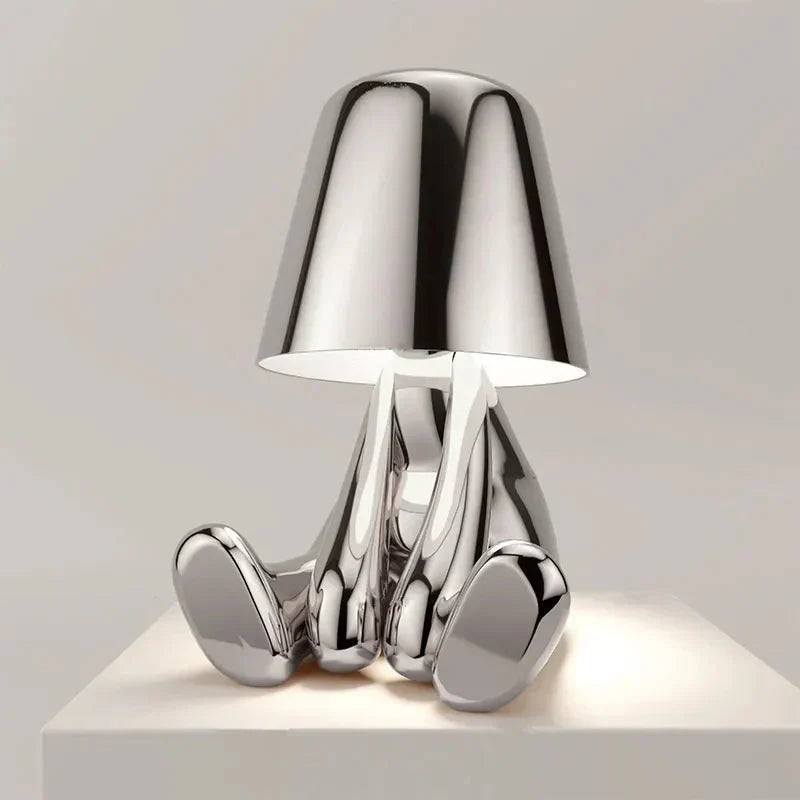 Elegant bordlampe for ditt interiør Luvikno