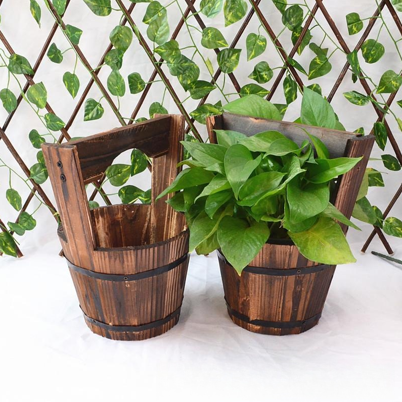 Klassiske hageblomsterpotter med trelook Luvikno