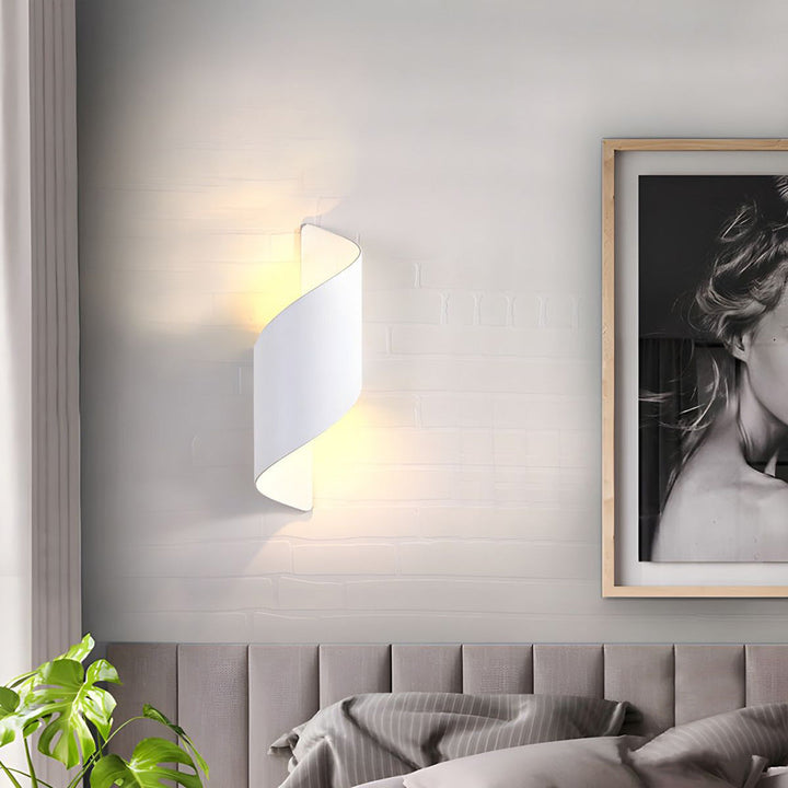 LED Vegglampe med minimalistisk aluminiumsdesign Luvikno