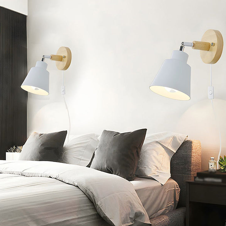 Vegglampe Med Tre Akcent For Soverom Luvikno