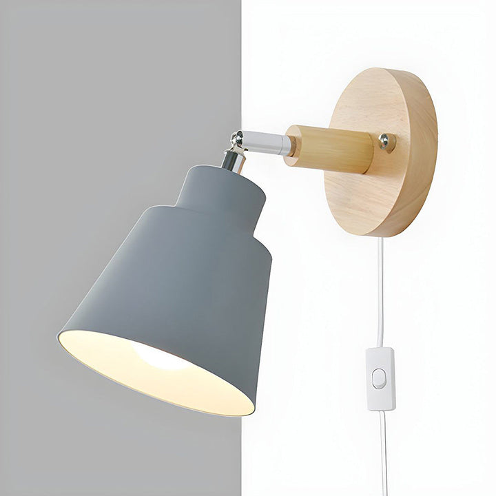 Vegglampe Med Tre Akcent For Soverom Luvikno